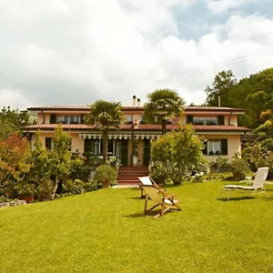 agriturismo-la-carreccia.hotelitalianriviera.com/